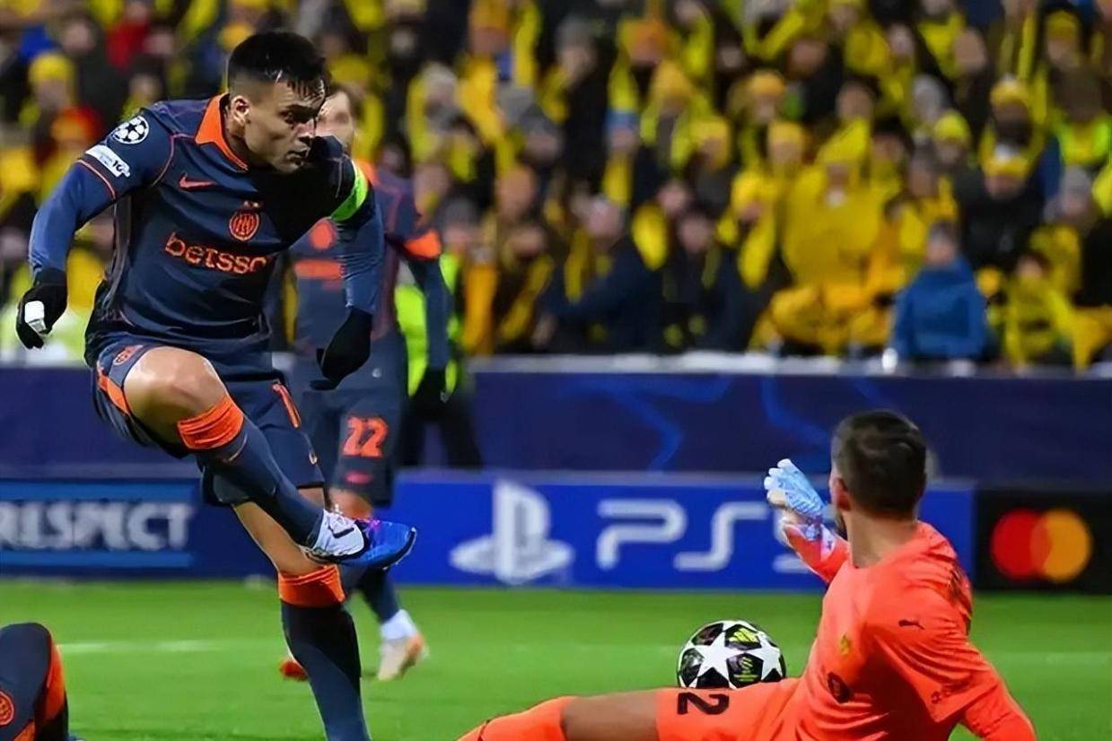 爆冷！国米1-3输挪威黑马，创队史耻辱，却收3大喜讯，齐沃藏逆转杀招